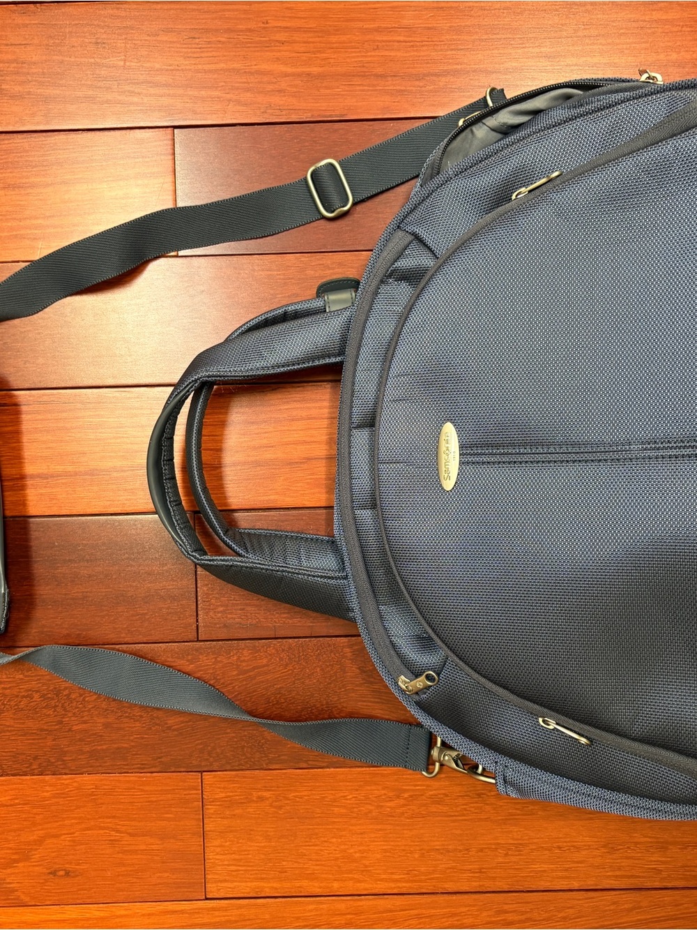 Samsonite Navy Blue Travel shoulder bag - Textured Carry Bag